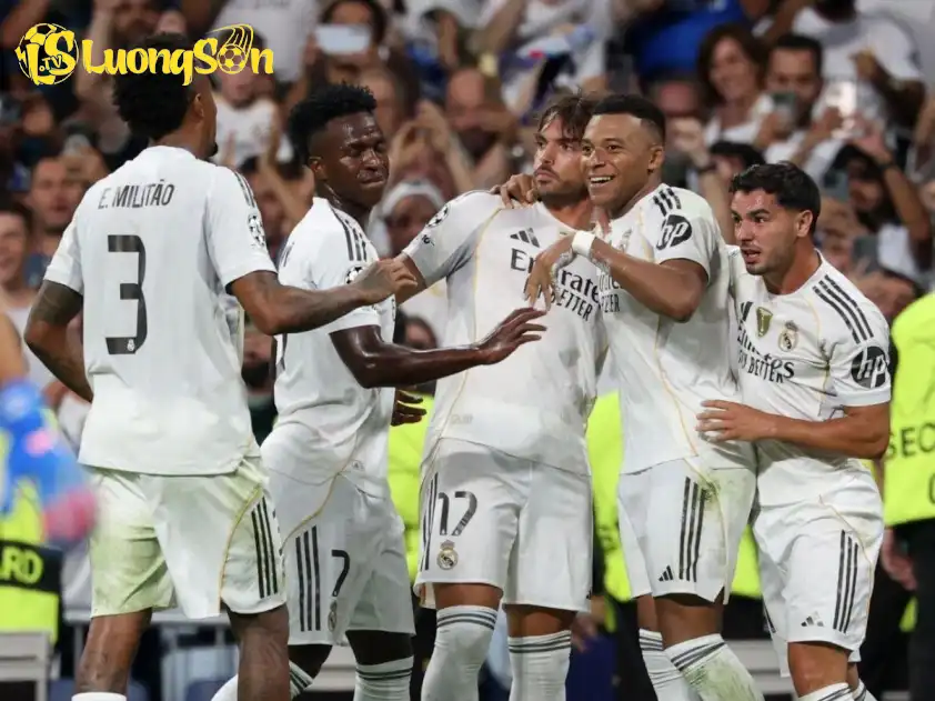 Real Madrid vẫn đang duy trì phong độ rất ổn định trong thời gian qua (Ảnh: Goal)